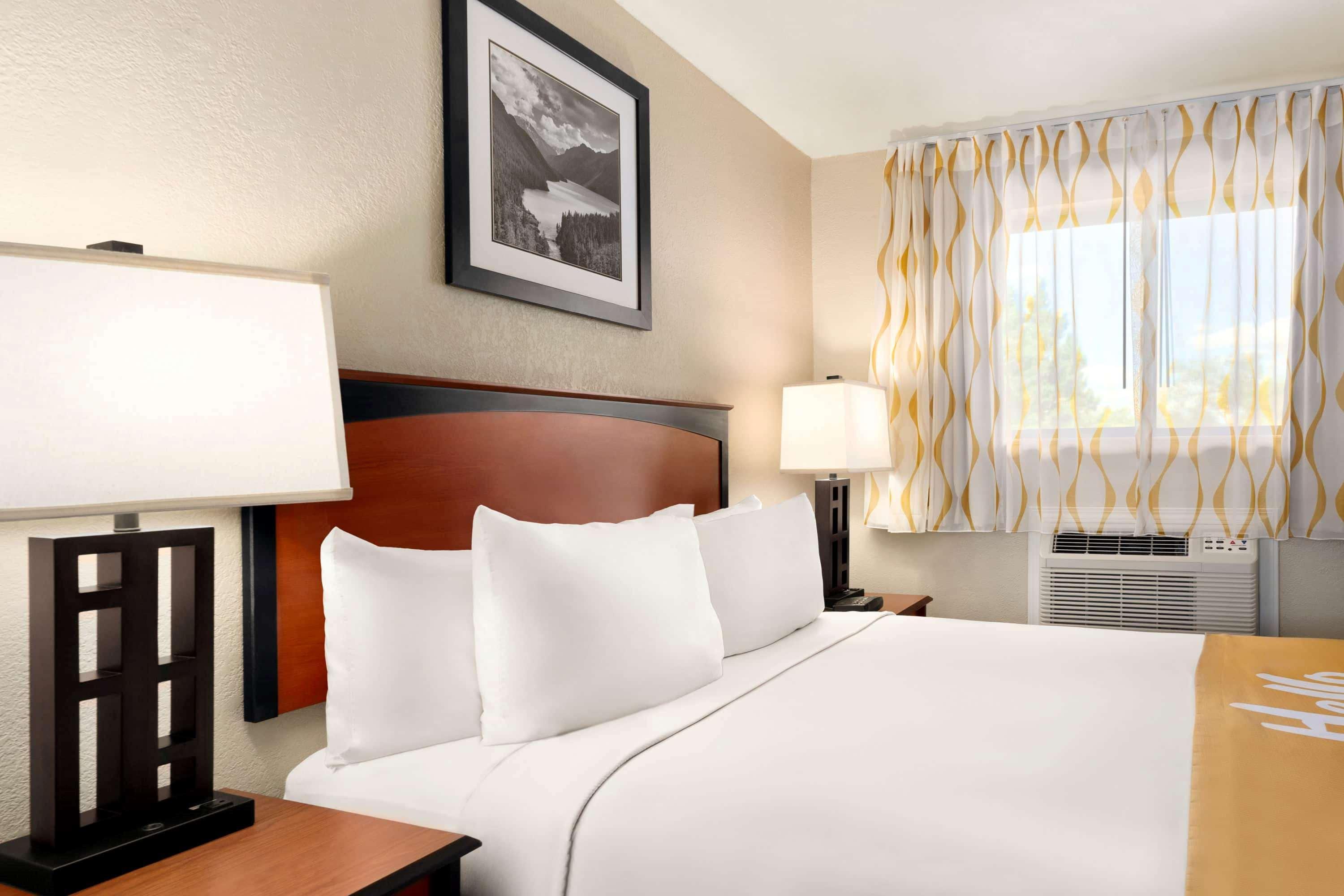 Days Inn By Wyndham Cortez Exteriér fotografie